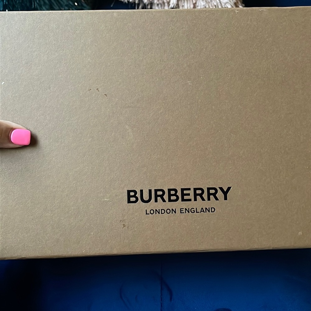 Burberry shoes kid (boys)